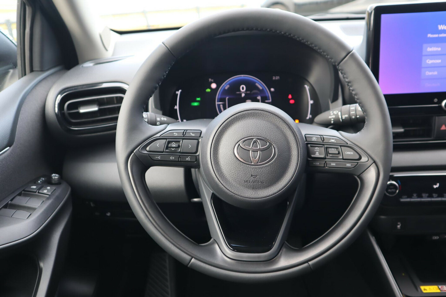 Toyota-Yaris-20
