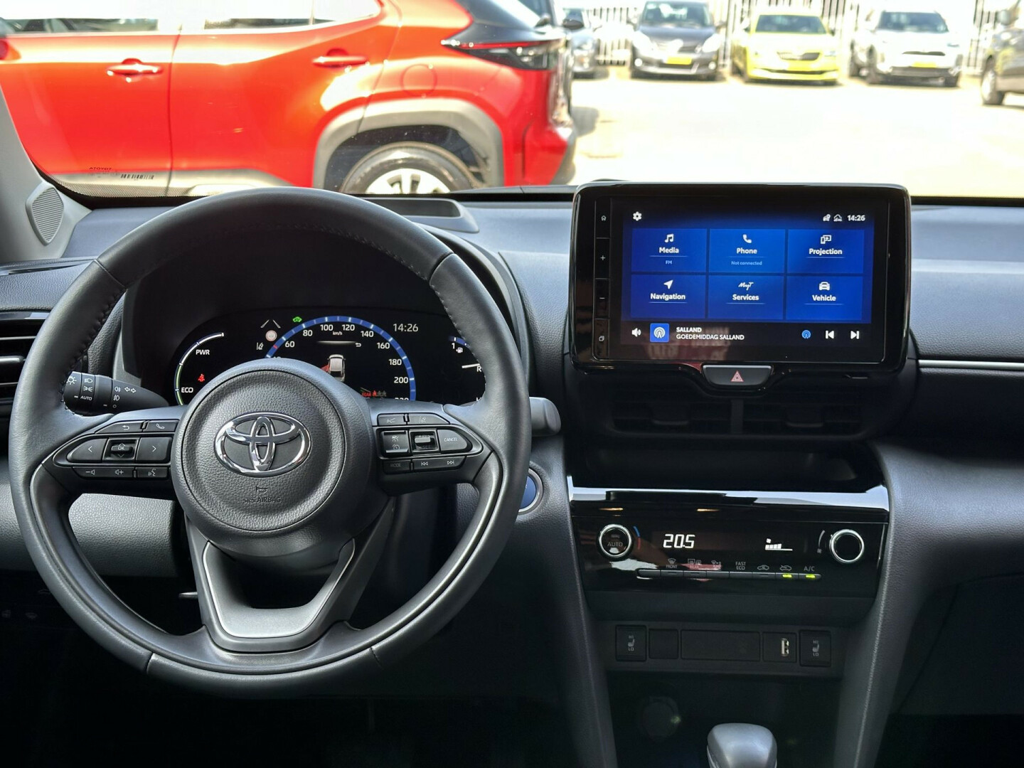 Toyota-Yaris Cross-6